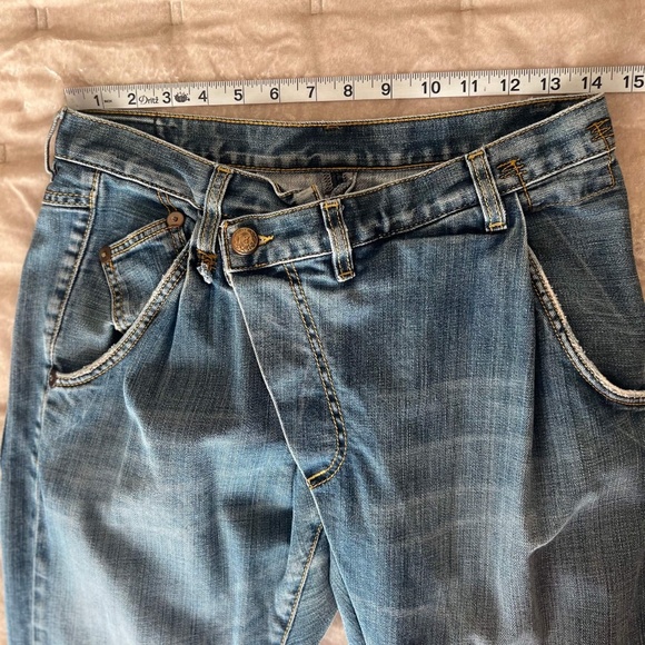 R13 CrossOver Asymmetric Denim Slouchy Stretch Jeans - Picture 9 of 16